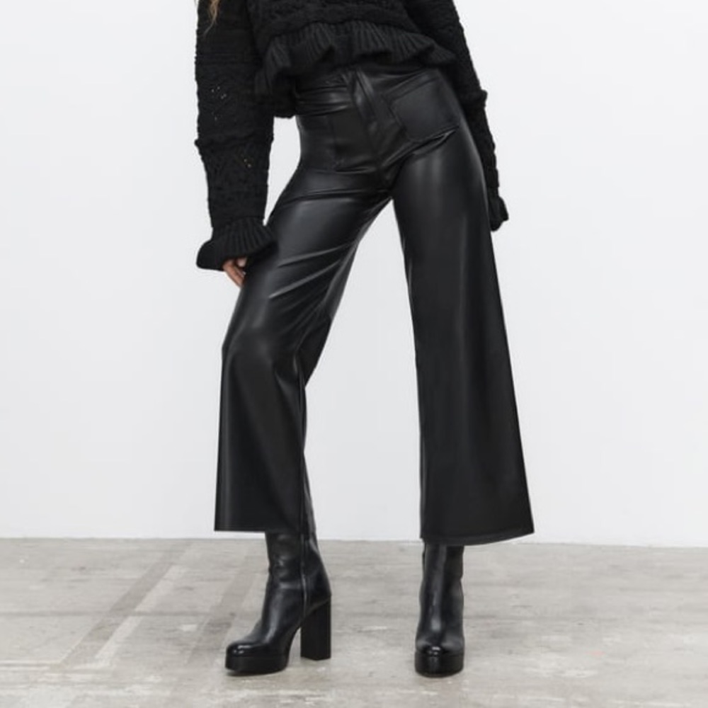 NWT Zara High Waisted Marine Straight Faux Leather 27/4